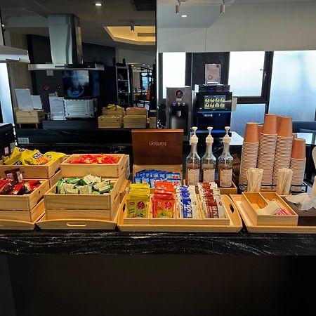 Hub Hotel - Songshan Airport Branch Taipei Eksteriør bilde
