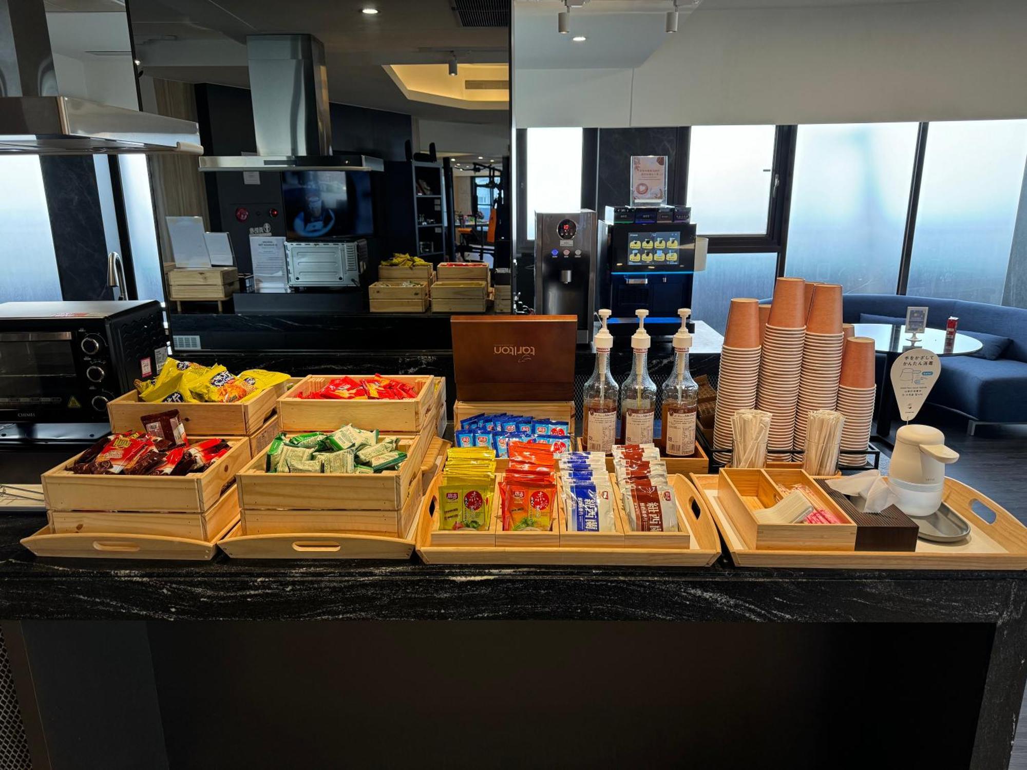 Hub Hotel - Songshan Airport Branch Taipei Eksteriør bilde